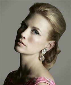 Interesting Television Housewife Fact