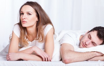 Woman unable to sleep suffering from insomnia